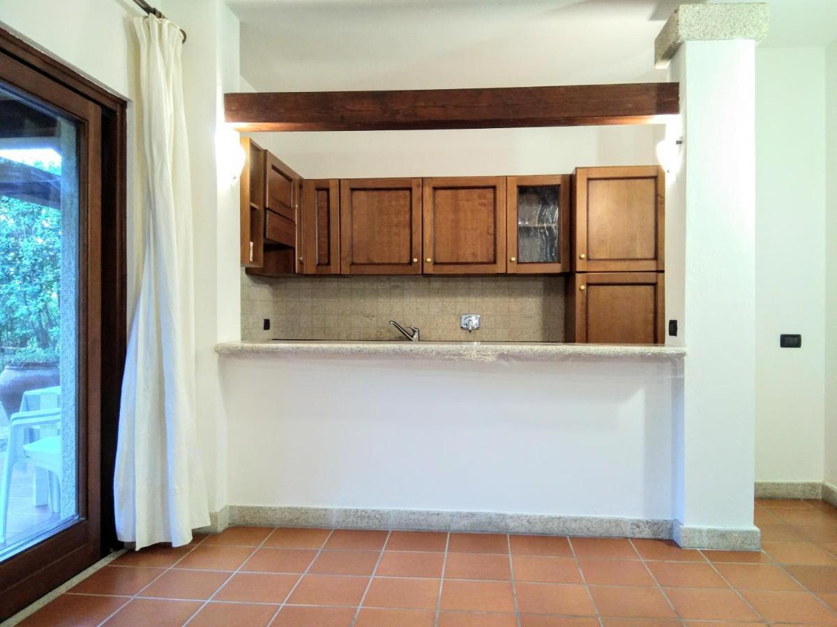 Villa Raffaello Porto San Paolo  Eksteriør billede