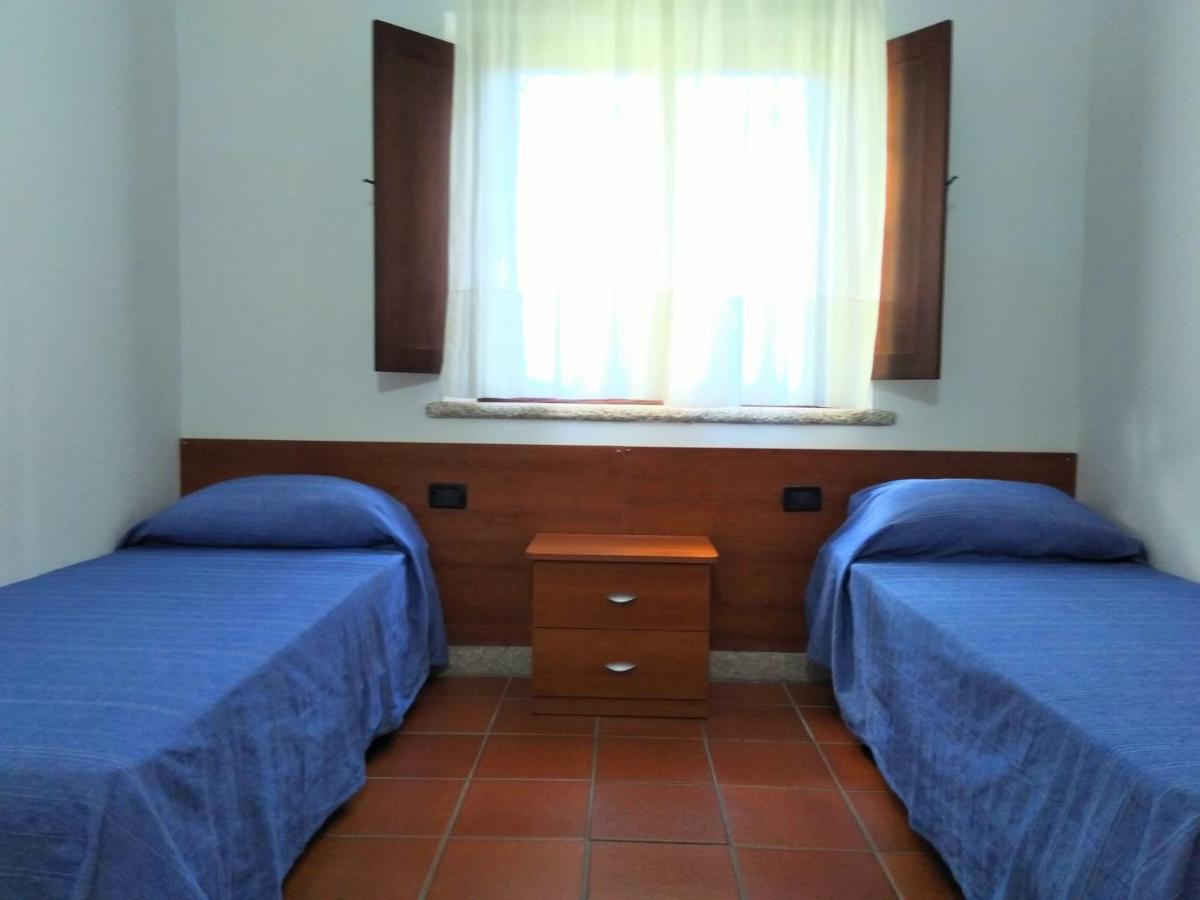 Villa Raffaello Porto San Paolo  Eksteriør billede